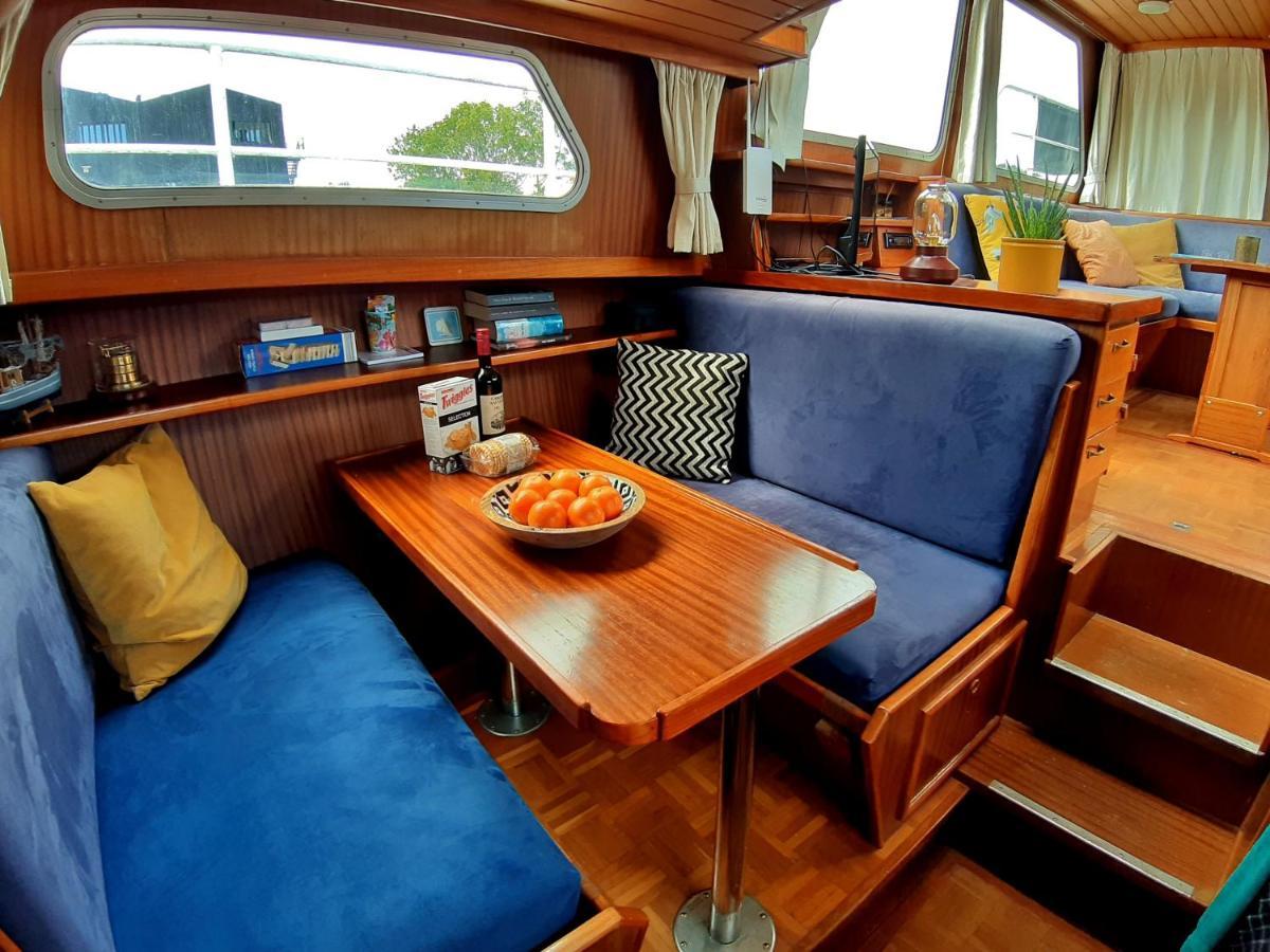 Motor Yacht Amstelle Hotel Amsterdam Exterior photo