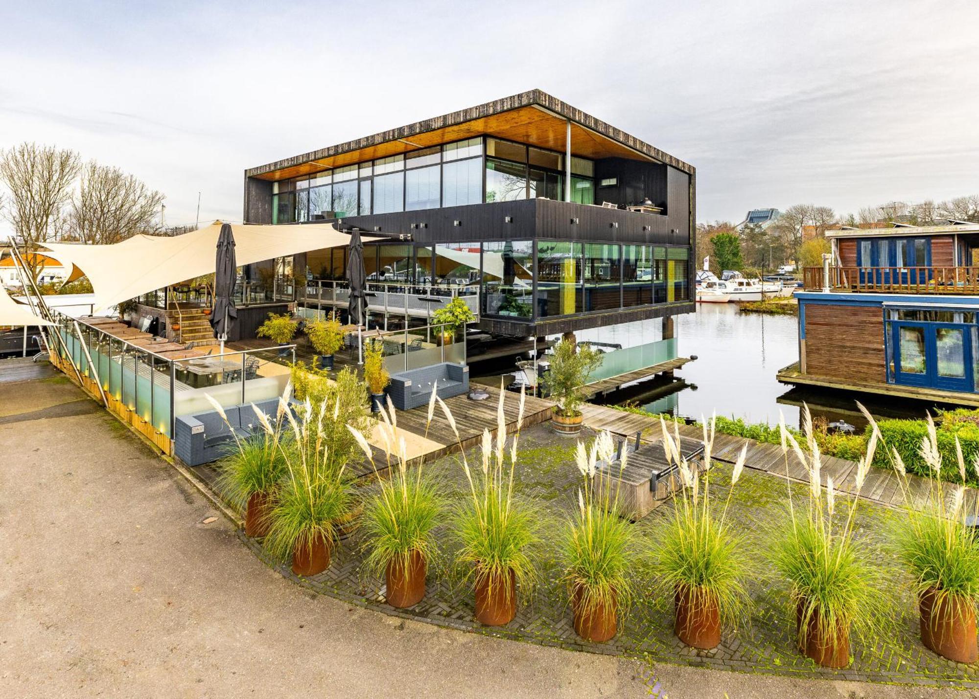 Motor Yacht Amstelle Hotel Amsterdam Exterior photo