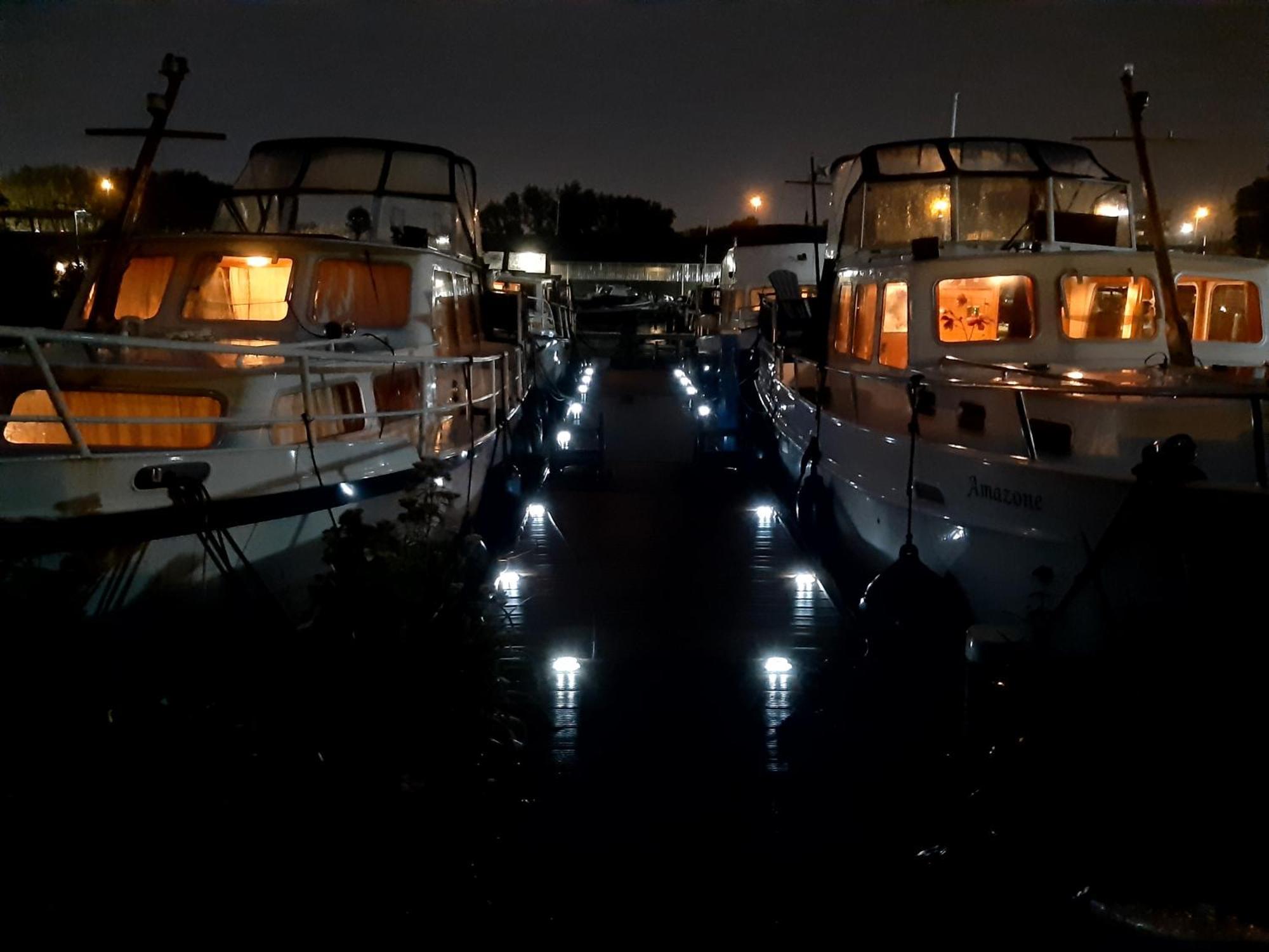 Motor Yacht Amstelle Hotel Amsterdam Exterior photo
