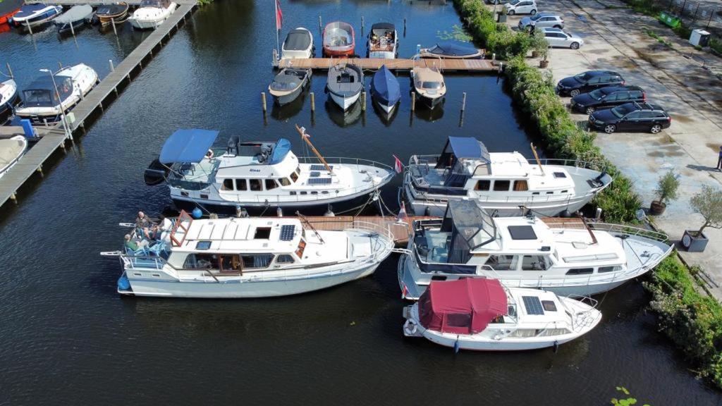 Motor Yacht Amstelle Hotel Amsterdam Exterior photo